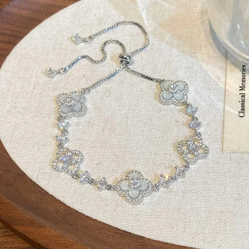 Sakura Cleef Bracelet